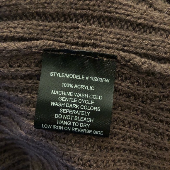 *URBANOLOGY* sweater - Picture 6 of 7